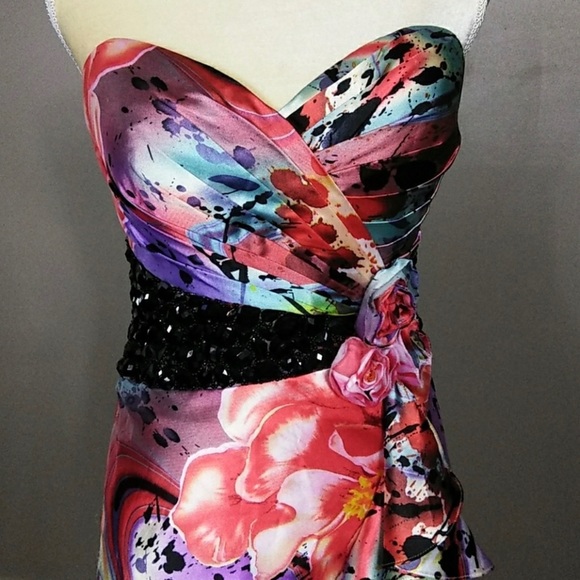 Beautiful! Maggie Sottero Flirt Gown - Picture 2 of 3